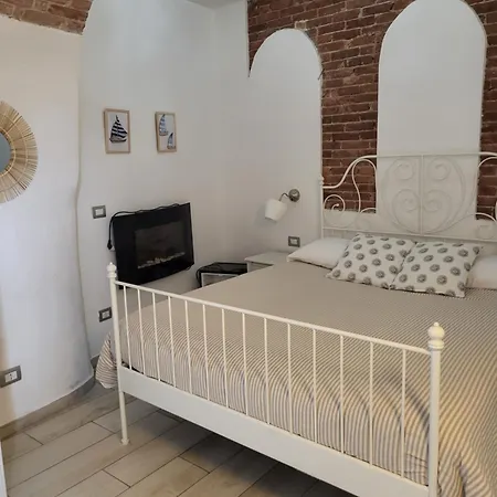 Il Timone Corniglia